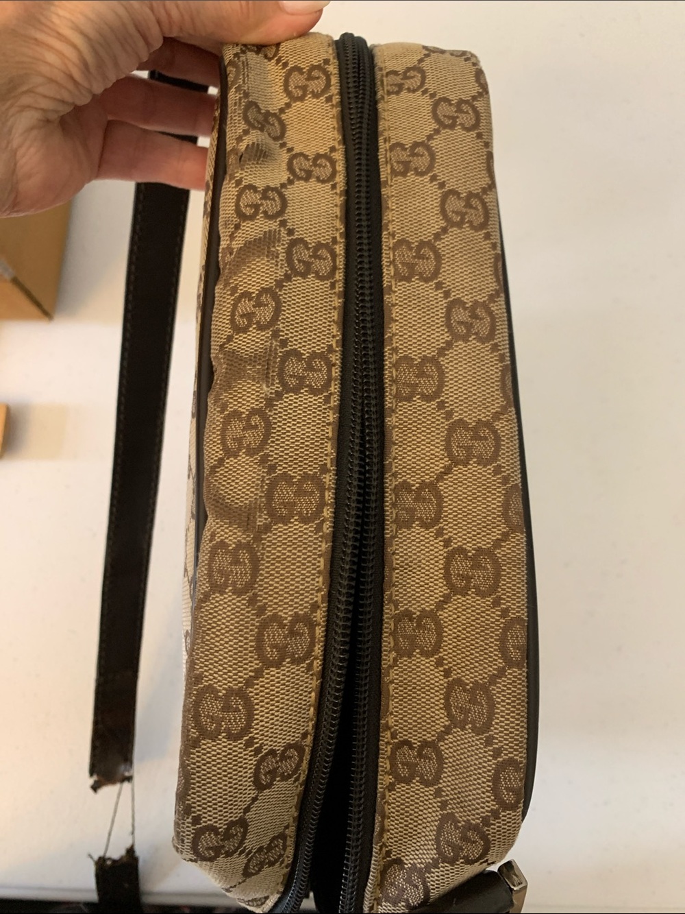 Gucci Beige & Brown GG
Canvas Messenger Bag needs new strap - Picture 17 of 17